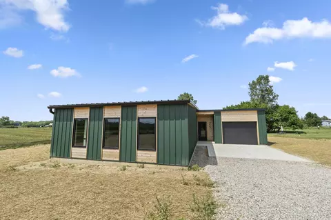 327 County Road 21, Ashley, OH 43003
