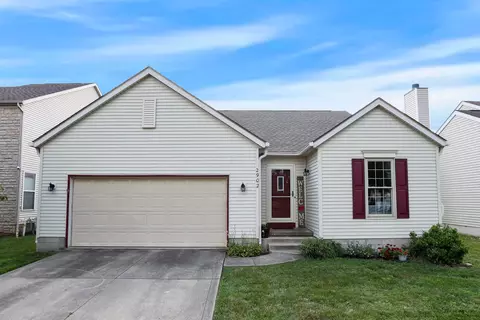 2902 Gablewood Dr, Columbus, OH 43219