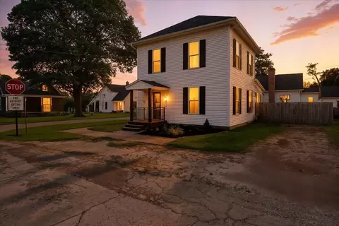 207 S Jackson St, Mount Vernon, OH 43050