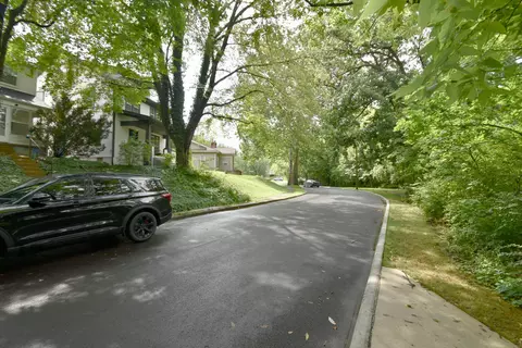 255 Eldon Ave, Columbus, OH 43204 photo 3