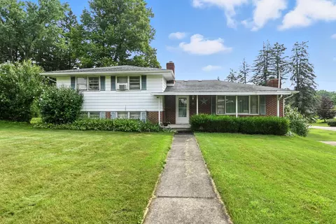161 Hilltop Rd, Ontario, OH 44906