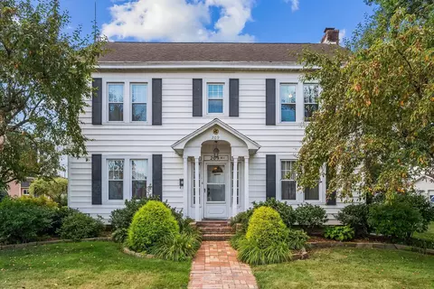 209 W Russell Ave, West Lafayette, OH 43845