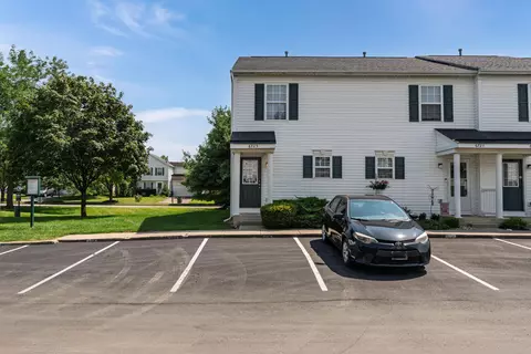 6725 Lagrange Dr #53A, Canal Winchester, OH 43110