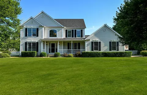 10575 Tallmadge Rd, Diamond, OH 44412