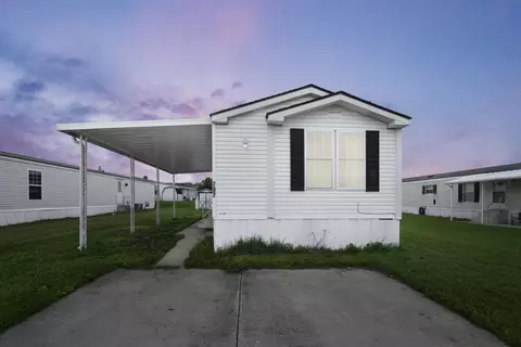 1100 Thornwood Dr SW #707, Heath, OH 43056