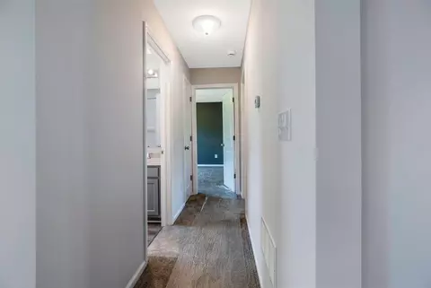 Entry Way - 928 Rutter Ave, Lancaster, OH 43130 photo 2 of 4