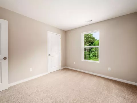 429 Postle Blvd, Columbus, OH 43228 photo 25