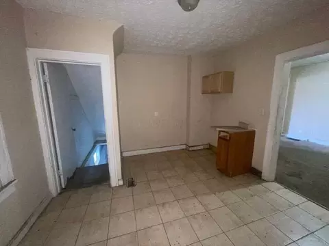 920 E 5th Ave, Columbus, OH 43201 photo 17