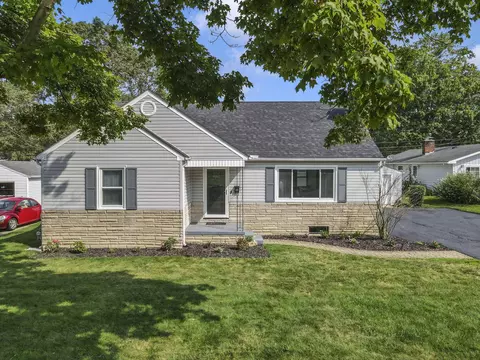 929 Lanreco Blvd, Lancaster, OH 43130
