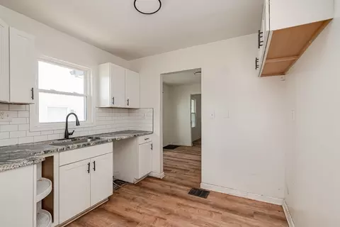 Kitchen - 200 Schultz Ave, Columbus, OH 43222 photo 1 of 1
