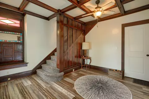 Entry Way - 102 N Bennett Ave, Jackson, OH 45640 photo 3 of 7