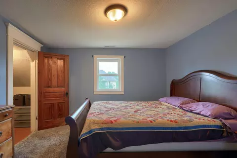 Bedroom - 102 N Bennett Ave, Jackson, OH 45640 photo 1 of 4