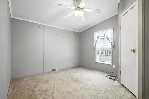 Bedroom - 2630 Dwight Rd, Springfield, OH 45503 photo 5 of 6
