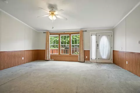 Living - 2630 Dwight Rd, Springfield, OH 45503 photo 1 of 3