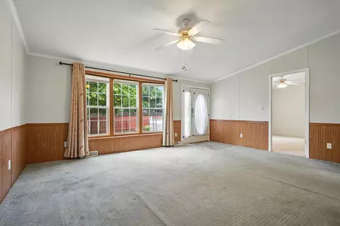 Living - 2630 Dwight Rd, Springfield, OH 45503 photo 2 of 3