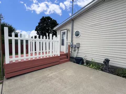 Exterior - 2630 Dwight Rd, Springfield, OH 45503 photo 4 of 14