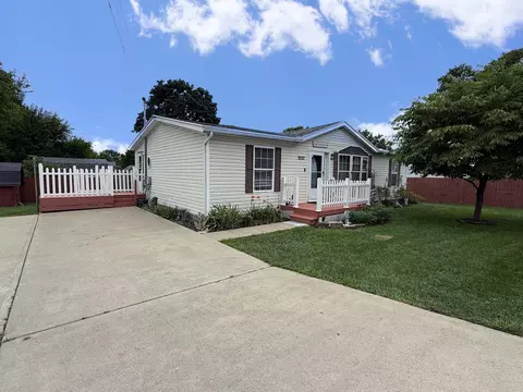2630 Dwight Rd, Springfield, OH 45503