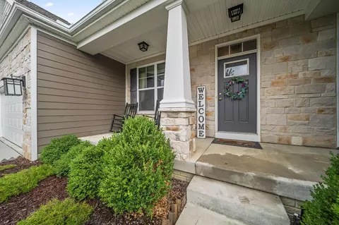 Exterior - 208 Diverston Way, Delaware, OH 43015 photo 10 of 24