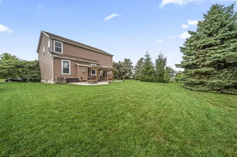 Exterior - 208 Diverston Way, Delaware, OH 43015 photo 23 of 24