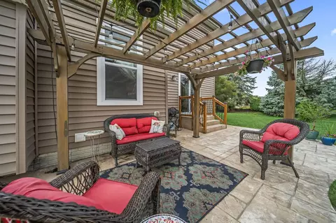 Exterior - 208 Diverston Way, Delaware, OH 43015 photo 22 of 24