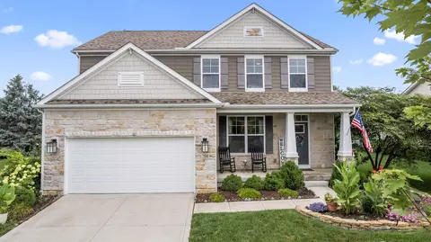Exterior - 208 Diverston Way, Delaware, OH 43015 photo 2 of 24