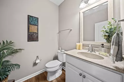 Bath - 208 Diverston Way, Delaware, OH 43015 photo 1 of 4