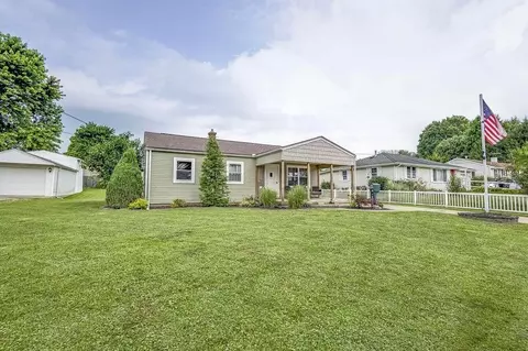 207 Rose Ave, Mount Vernon, OH 43050
