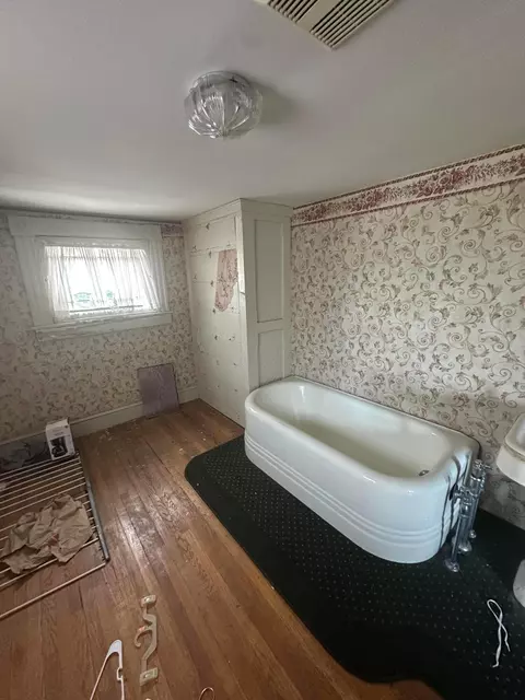 929 E High St, Springfield, OH 45505 photo 10