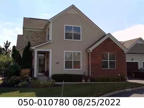4727 Clubpark Dr, Hilliard, OH 43026