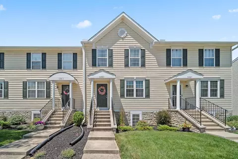 5885 New Albany Rd W #20, New Albany, OH 43054
