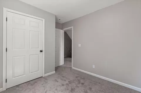 Bedroom - 539 E Union St, Circleville, OH 43113 photo 5 of 7