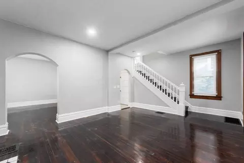 Living - 198 E Maynard Ave, Columbus, OH 43202 photo 5 of 7