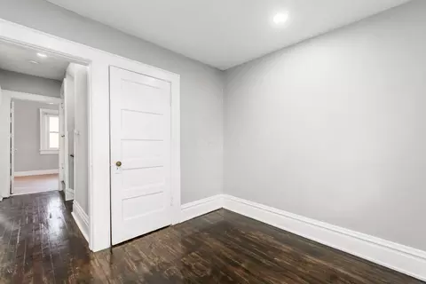 Entry Way - 198 E Maynard Ave, Columbus, OH 43202 photo 4 of 5