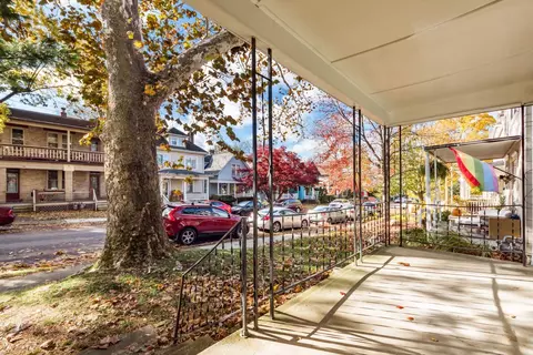 Exterior - 198 E Maynard Ave, Columbus, OH 43202 photo 3 of 9
