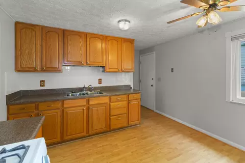 3418 Everson Rd W, Columbus, OH 43232 photo 8