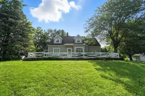 106 Titus Rd, Springfield, OH 45505