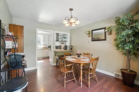 106 Titus Rd, Springfield, OH 45505 photo 12