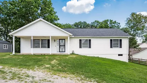 650 Pleasant Grove Rd, Zanesville, OH 43701