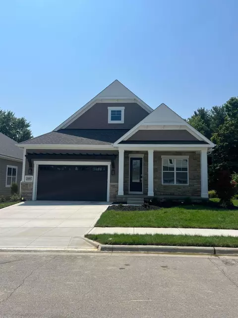 3688 Starboard Ln, Lewis Center, OH 43035