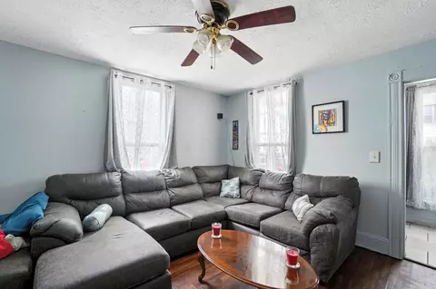 Living - 11-13 E Saint Clair St, Newark, OH 43055 photo 1 of 1