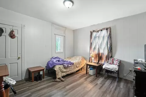 Bedroom - 11-13 E Saint Clair St, Newark, OH 43055 photo 2 of 2