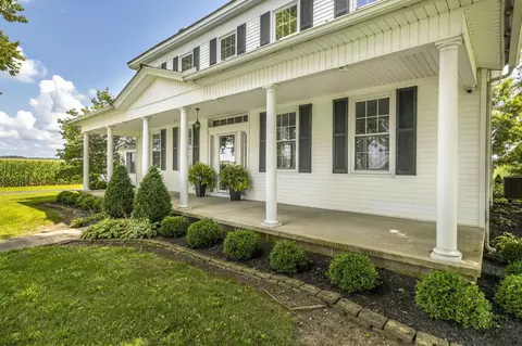 29614 Tarlton Adelphi Rd, Laurelville, OH 43135