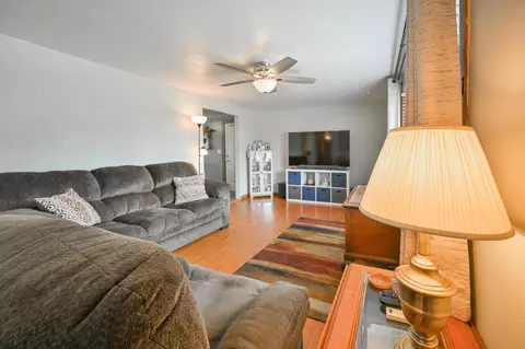 Living - 4823 Ashley Dr, Springfield, OH 45503 photo 1 of 2