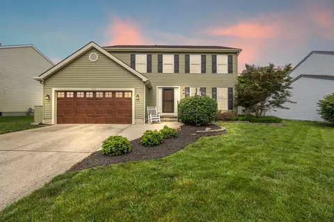 3303 Parkbrook Dr, Grove City, OH 43123