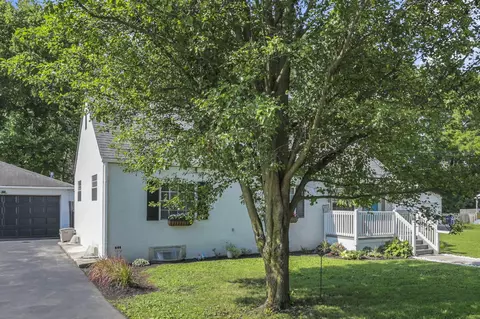 Exterior - 3665 Etna St, Columbus, OH 43213 photo 2 of 25