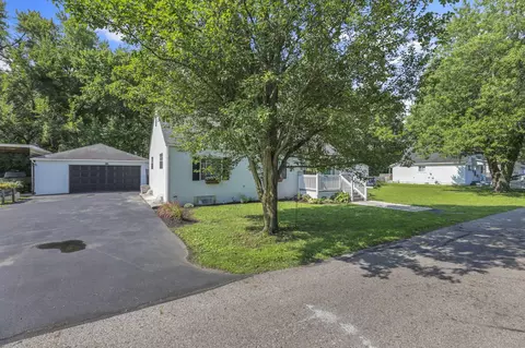 Exterior - 3665 Etna St, Columbus, OH 43213 photo 3 of 25