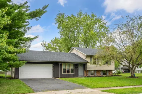 5293 Williamsburg Cir, Hilliard, OH 43026