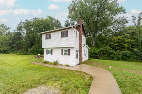 4662 Hazelton Etna Rd, Johnstown, OH 43031