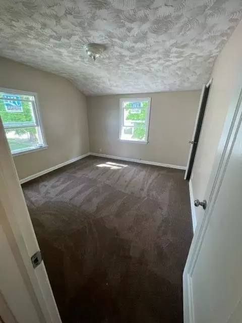Bedroom - 551 Universal Ave, Marion, OH 43302 photo 2 of 3