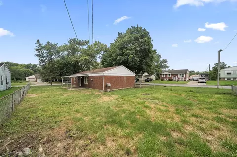 Exterior - 1950 Sturgeon St, Springfield, OH 45506 photo 4 of 4